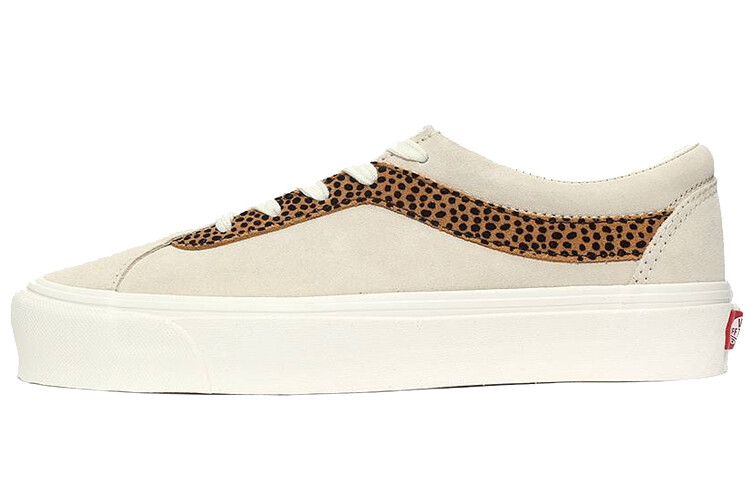 

Женская обувь для скейтбординга Vans Bold