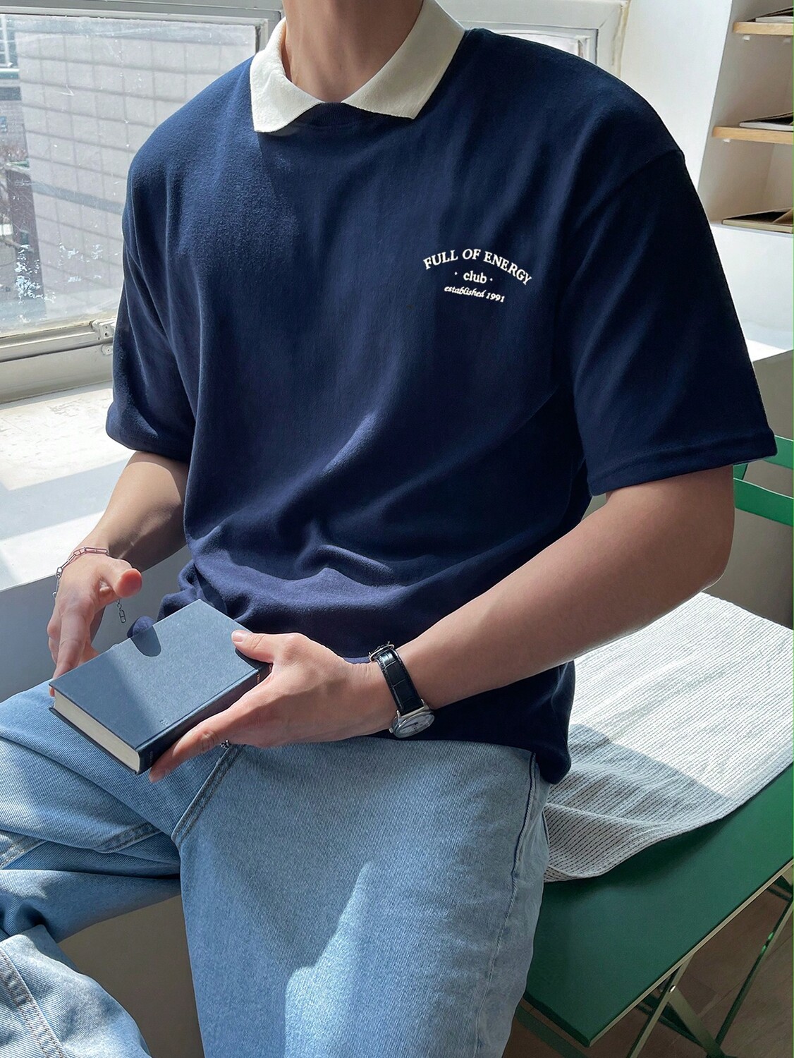 

Мужская рубашка-поло «Снова в школу» и контрастным воротником с буквенным рисунком Dazy, темно-синий