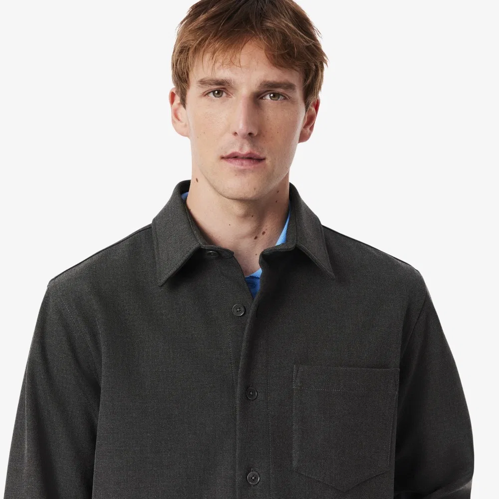 Мужская рубашка-оверсайз Double Face серого цвета от Lacoste — фото 2