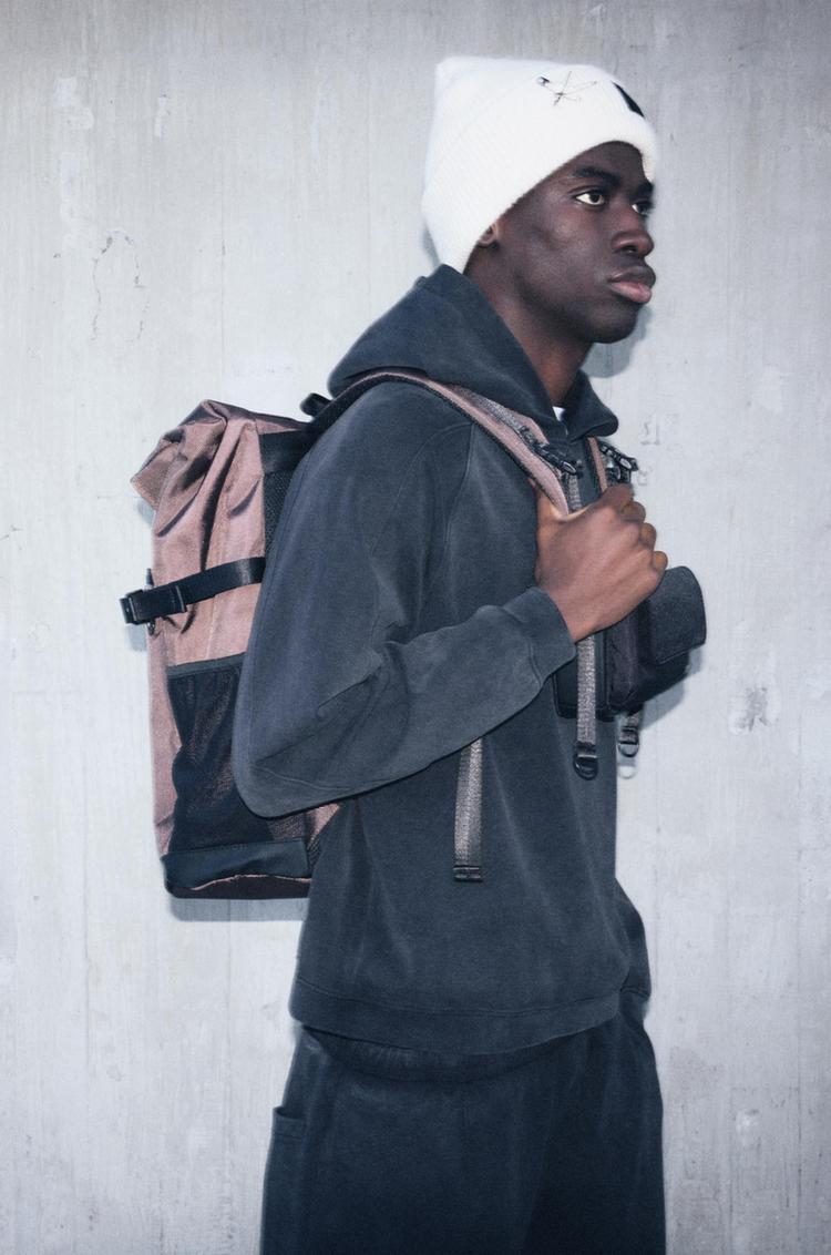 

Рюкзак из нейлона Pull And Bear, коричневый