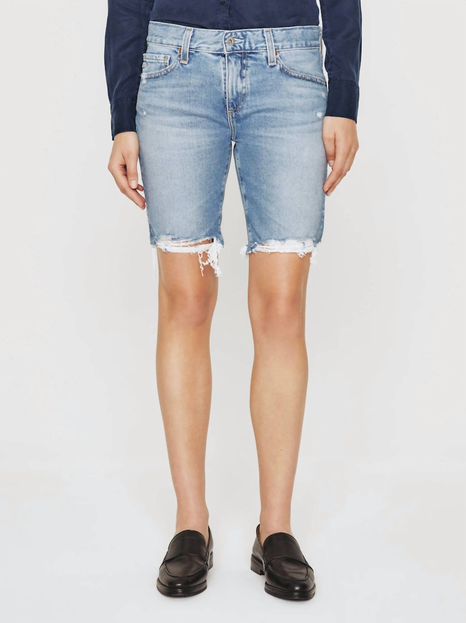 

Шорты Никки в Явлении AG Jeans, цвет apparition