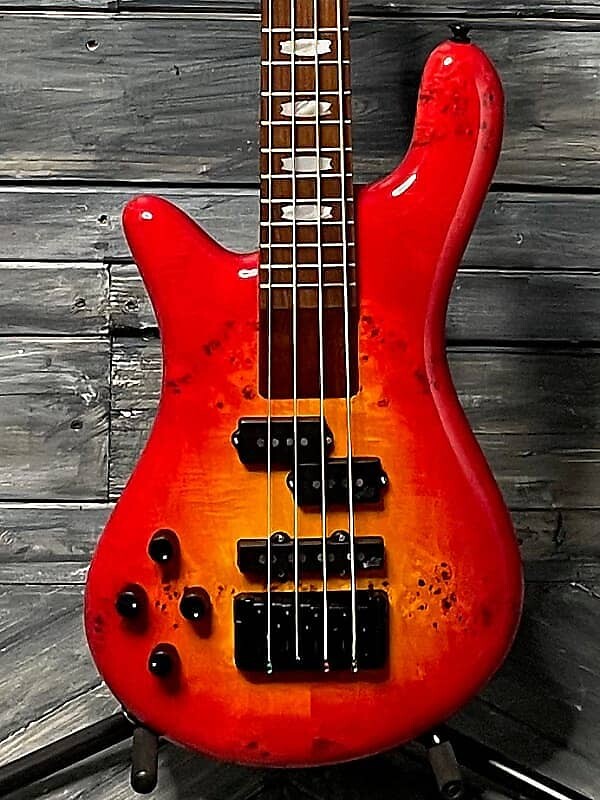 

Басс гитара Spector Left handed Euro Bolt 4 EUROBOLT4INRLH 4 String Electric Bass- Inferno Red