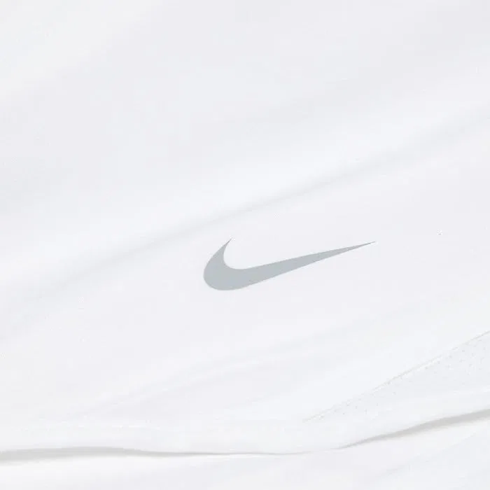 Шорты беговые Dri-FIT Tempo Nike Kids, White/White/White/Wolf Grey — фото 2