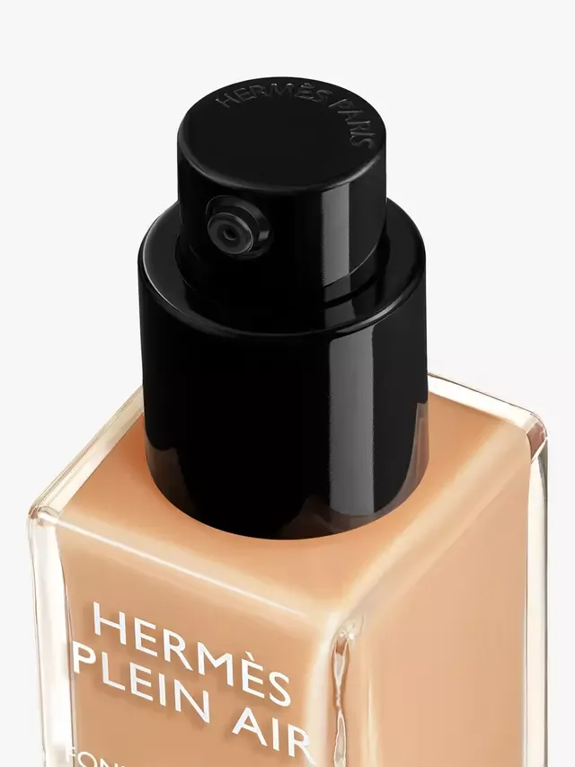 Тональная основа Plein Air Luminous Matte Skincare Foundation Hermès, 37W Osier — фото 4
