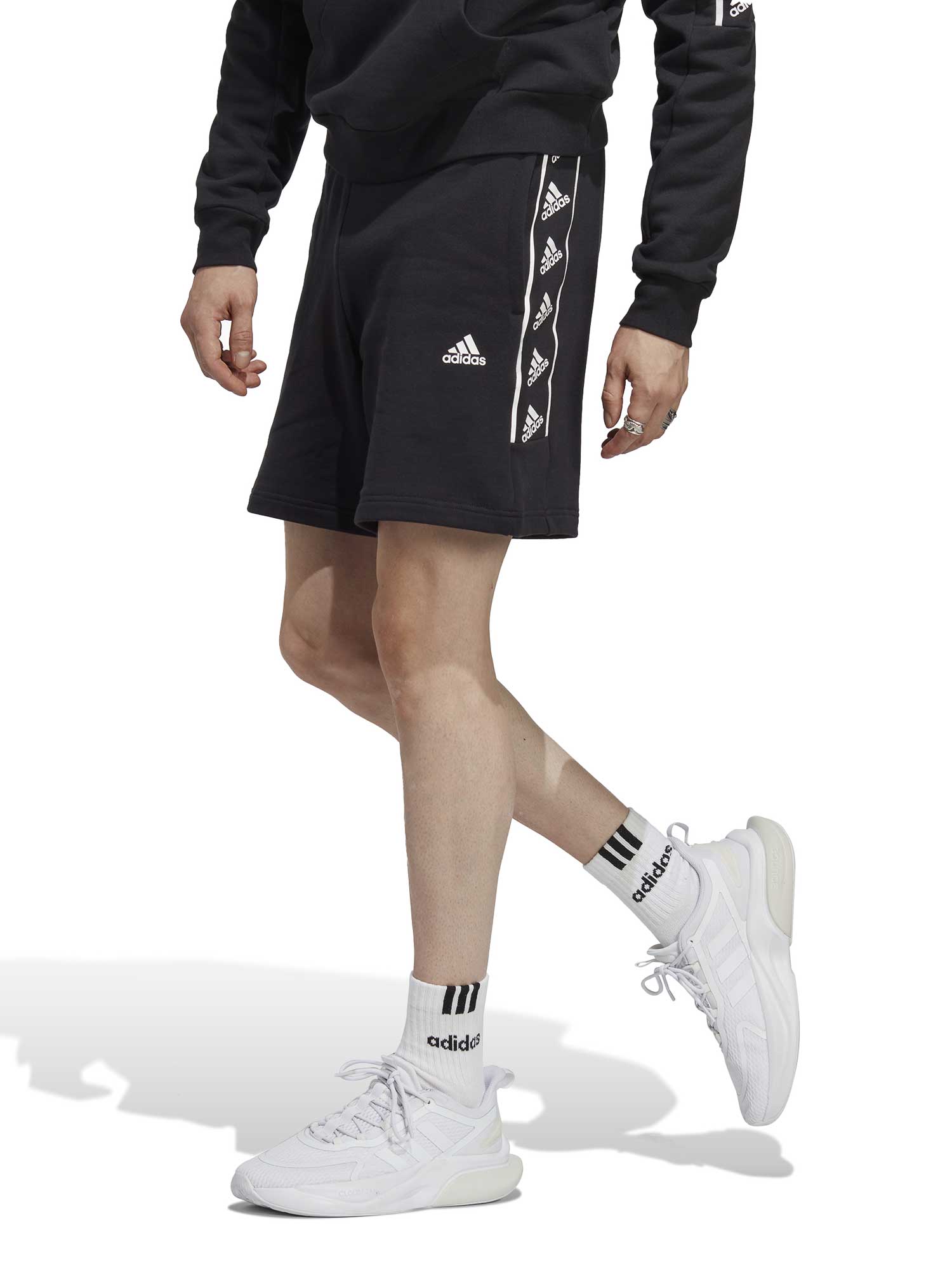 

Шорты Adidas Sportswear Brandlove, черный