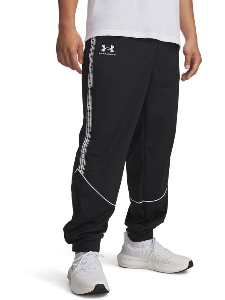 

Спортивные брюки "96 Terrace Pants" черного цвета Under Armour