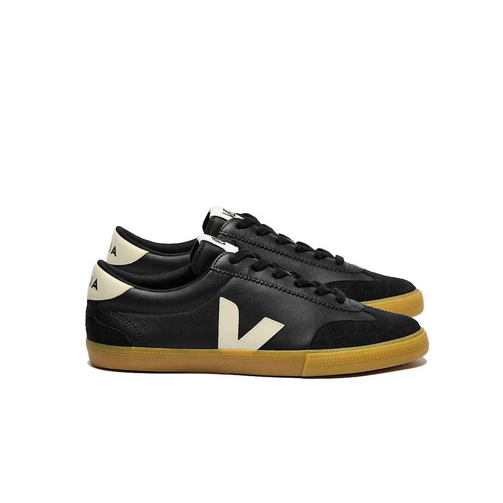 

Кроссовки Veja Volley Leather, черный