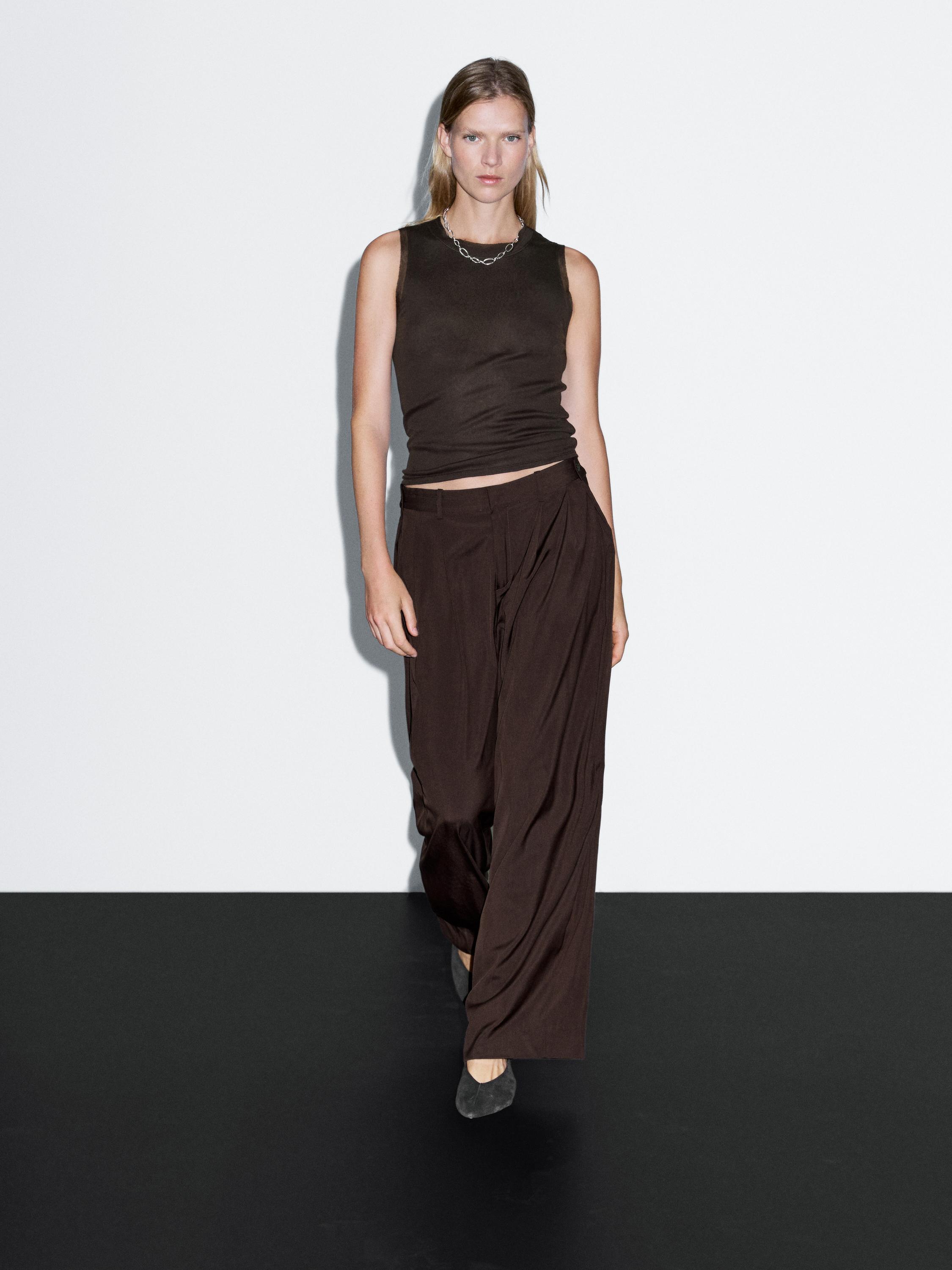 

Футболка без рукавов с двойной окантовкой Massimo Dutti, шоколадный