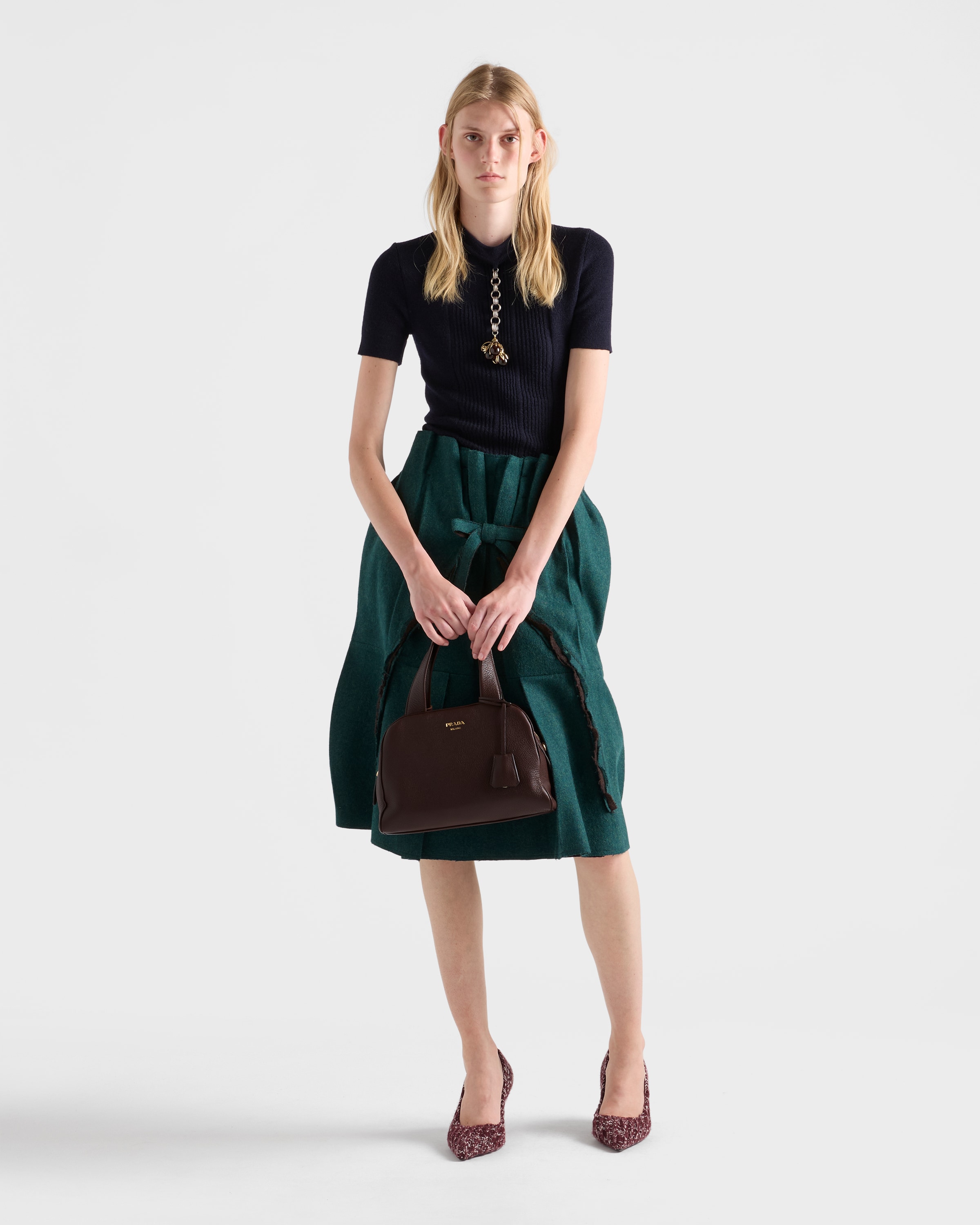 Средняя кожаная сумка с ручкой Prada, сиенна — фото 2
