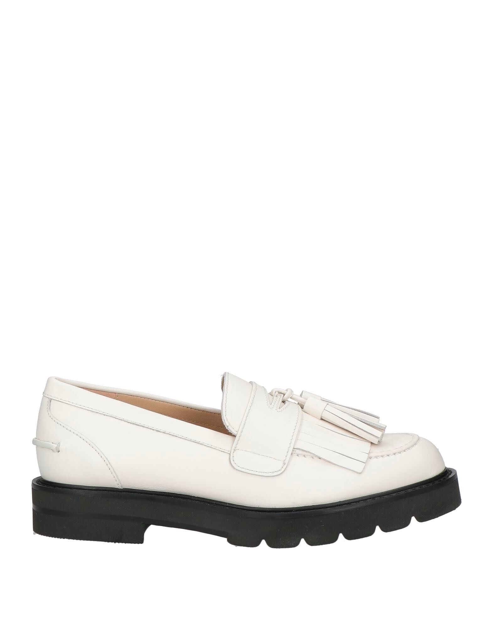 Лоферы Stuart Weitzman, айвори