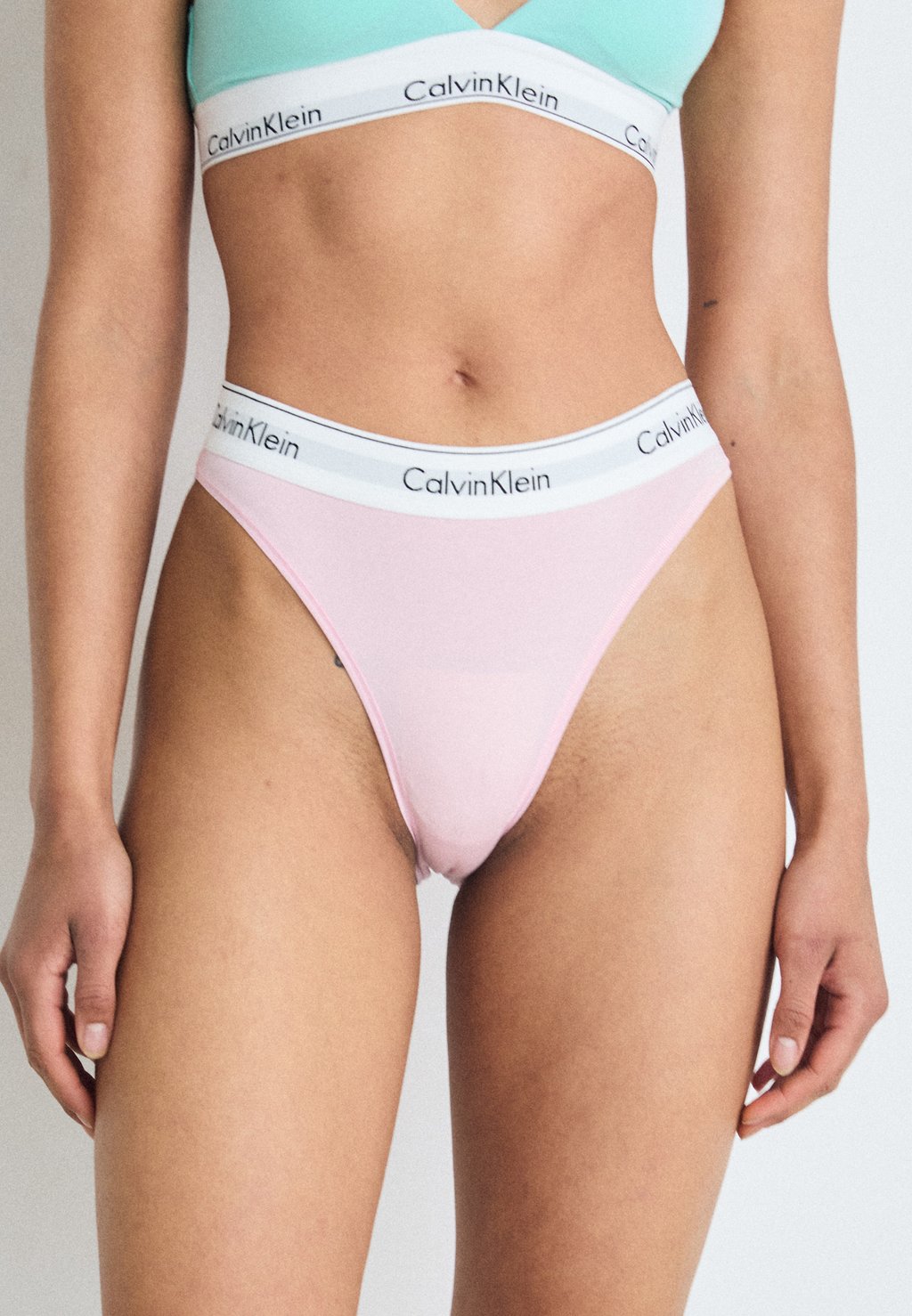

Трусы HIGH LEG MODERN Calvin Klein Underwear, кремовый