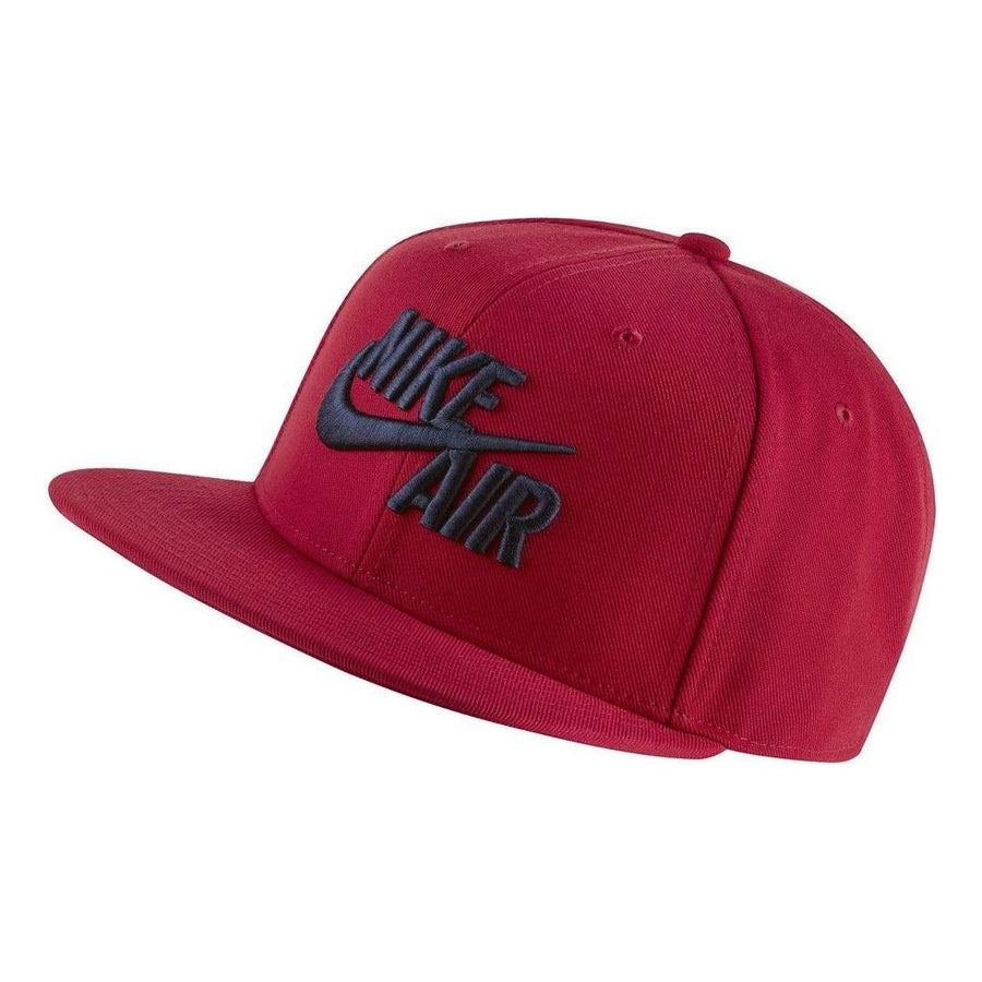 

Бейсболка NIKE Air Pro Classic Cap 'Red', красный
