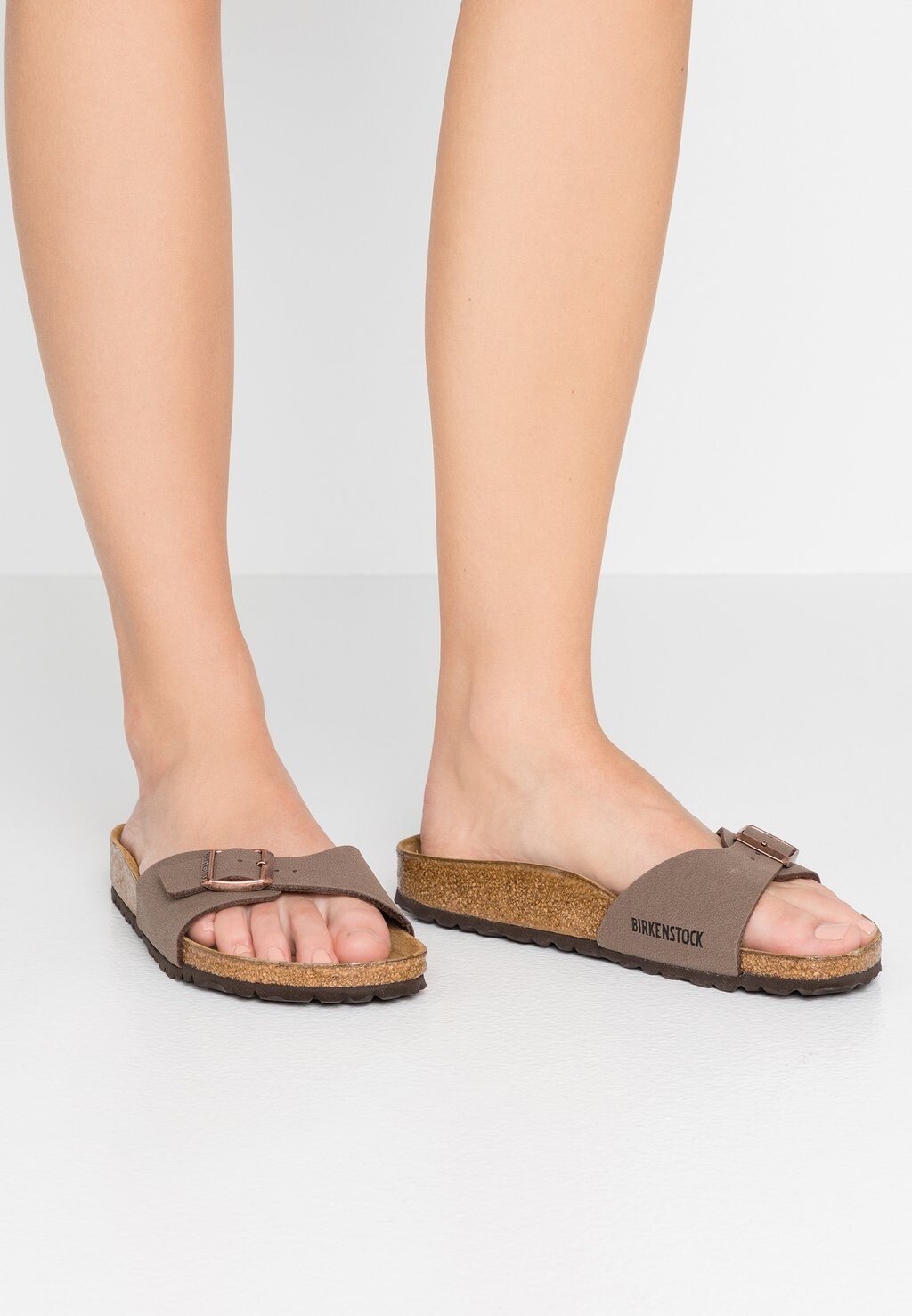 

Сандалии Birkenstock, коричневый