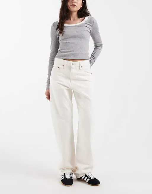 

Джинсы Levi's Easy Dad цвета экрю