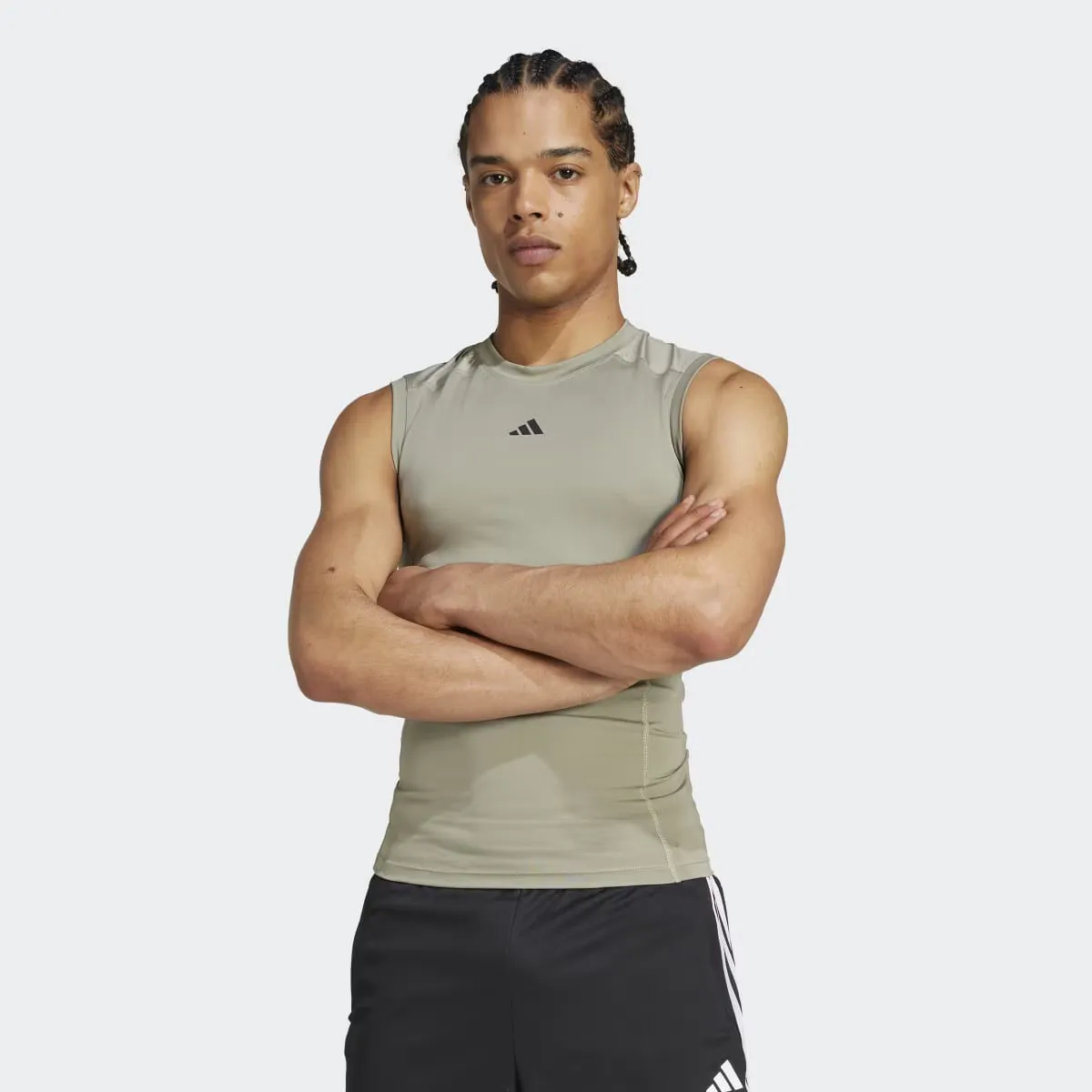 

Мужская компрессионная тренировочная футболка без рукавов TECHFIT Adidas, зеленый