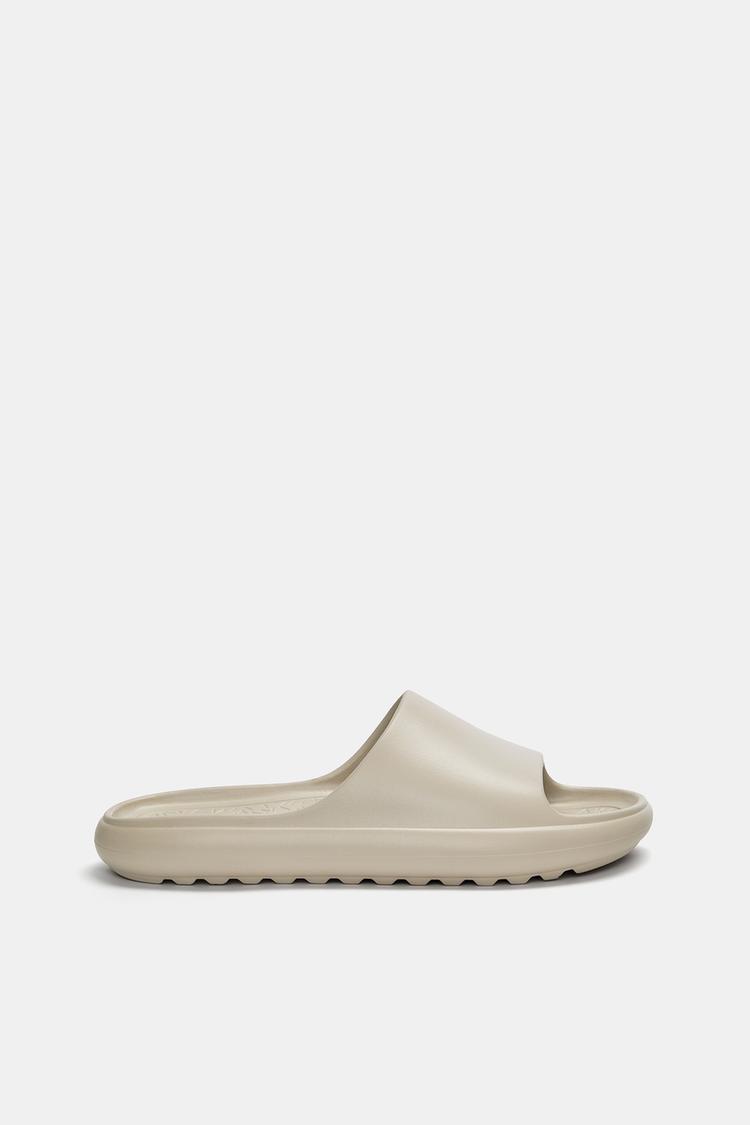 

Прорезиненные сандалии Pull And Bear, экрю