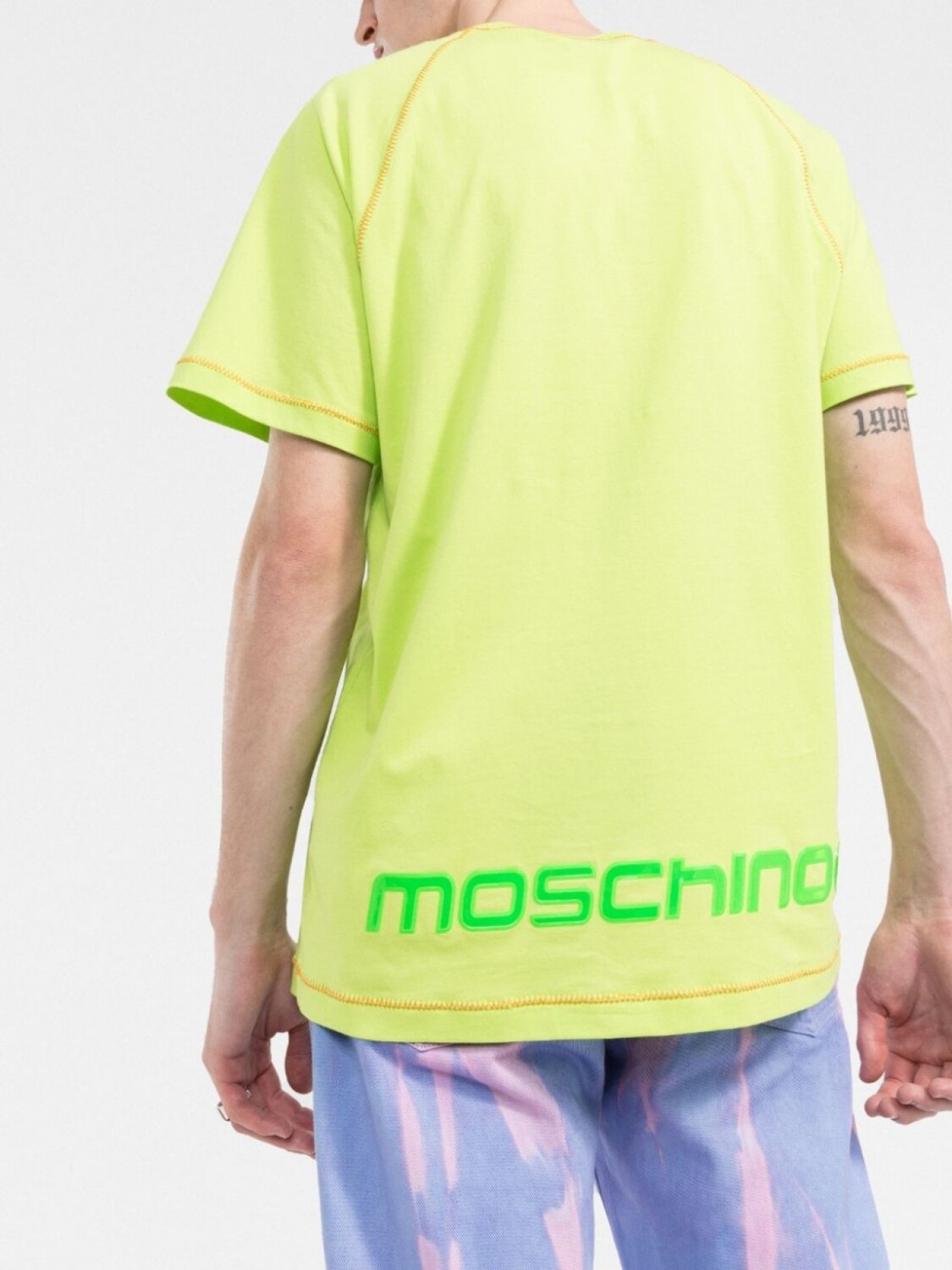 

Moschino футболка с нашивкой-логотипом, зеленый