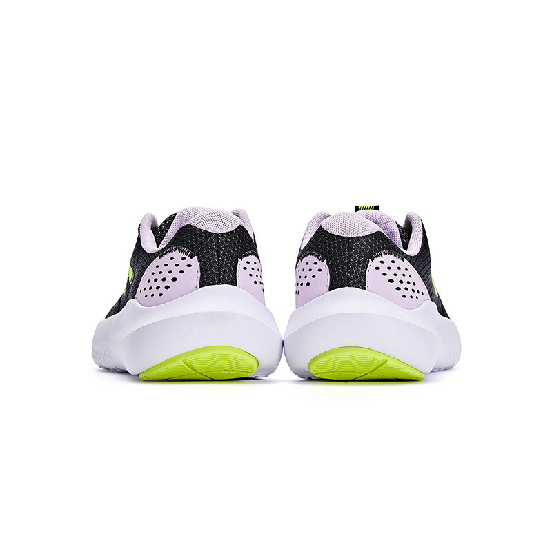 Кроссовки для бега Surge 4 Kids для детей Under Armour, черный — фото 4