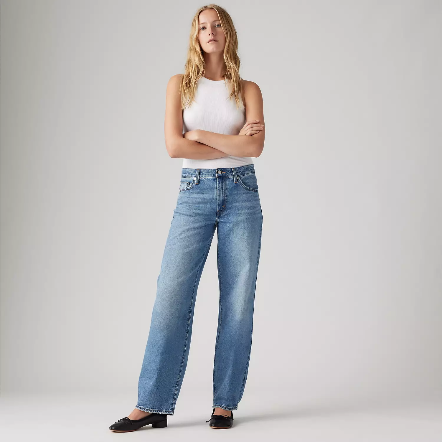 

Мешковатые женские джинсы «папа» Levi's, цвет Metaphor Mix - Medium Wash