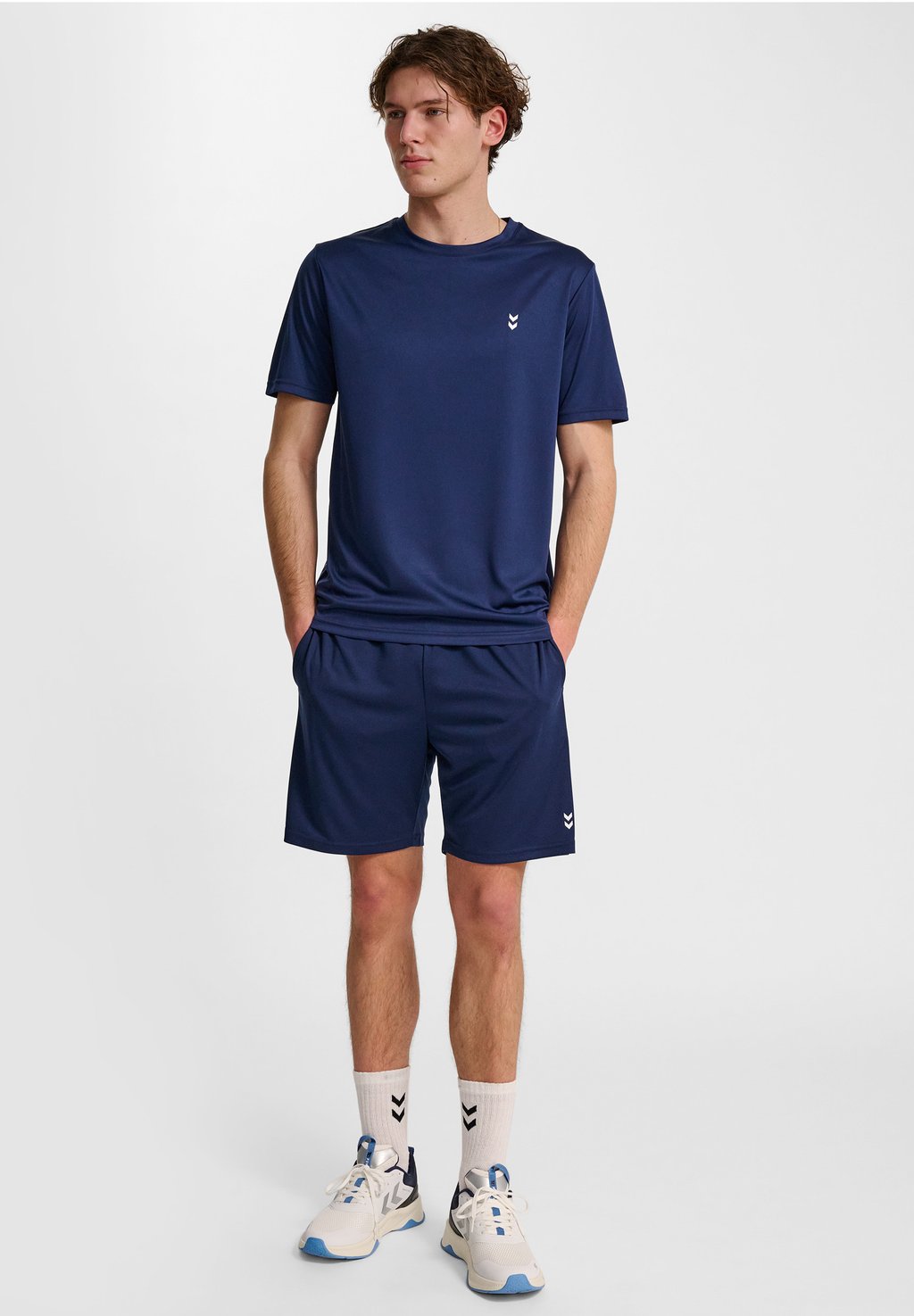 

Спортивные шорты HMLPULSE TRAINING Hummel, синий