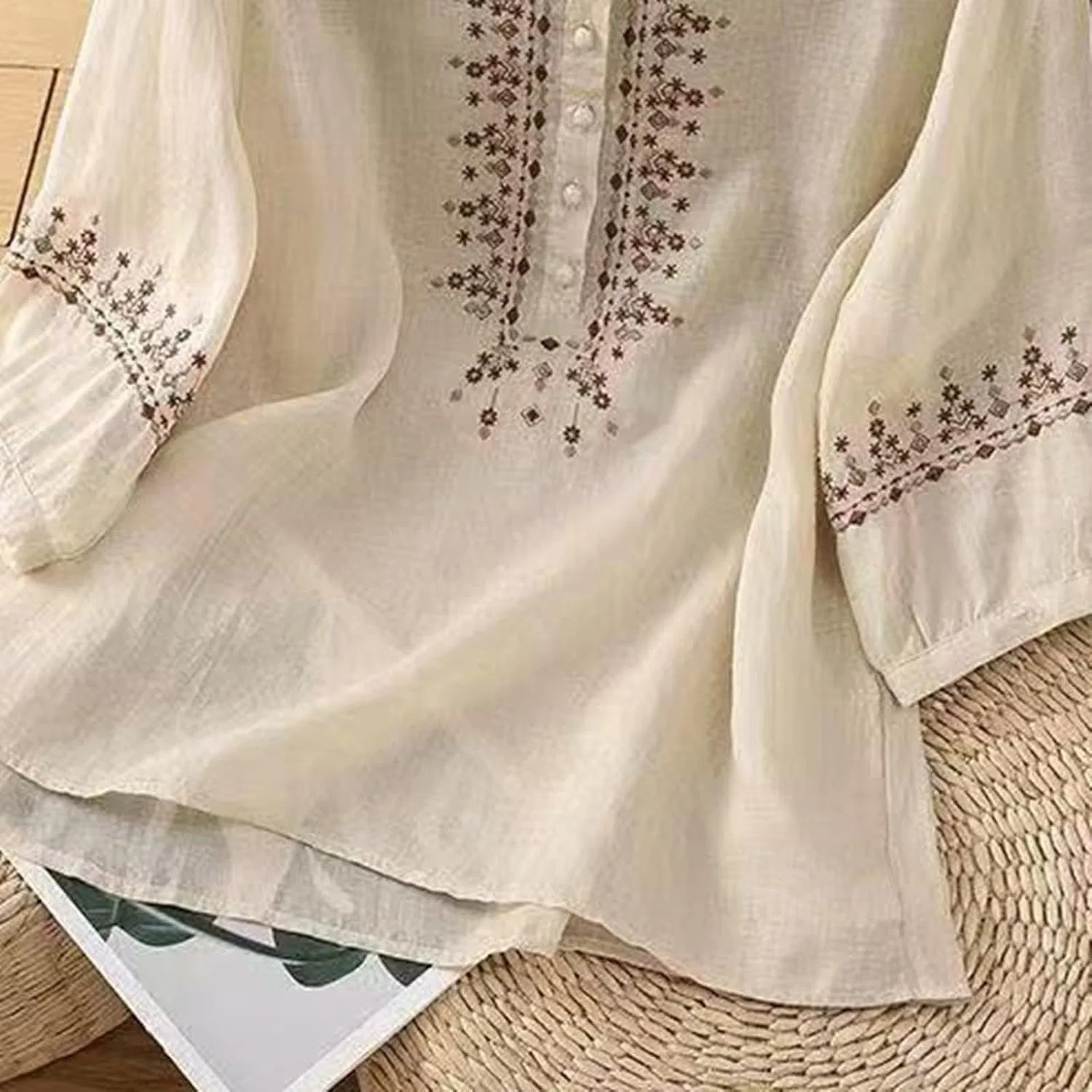 Женский костюм из льна, с вышивкой, бренд Generic, цвет Beige-b — фото 4