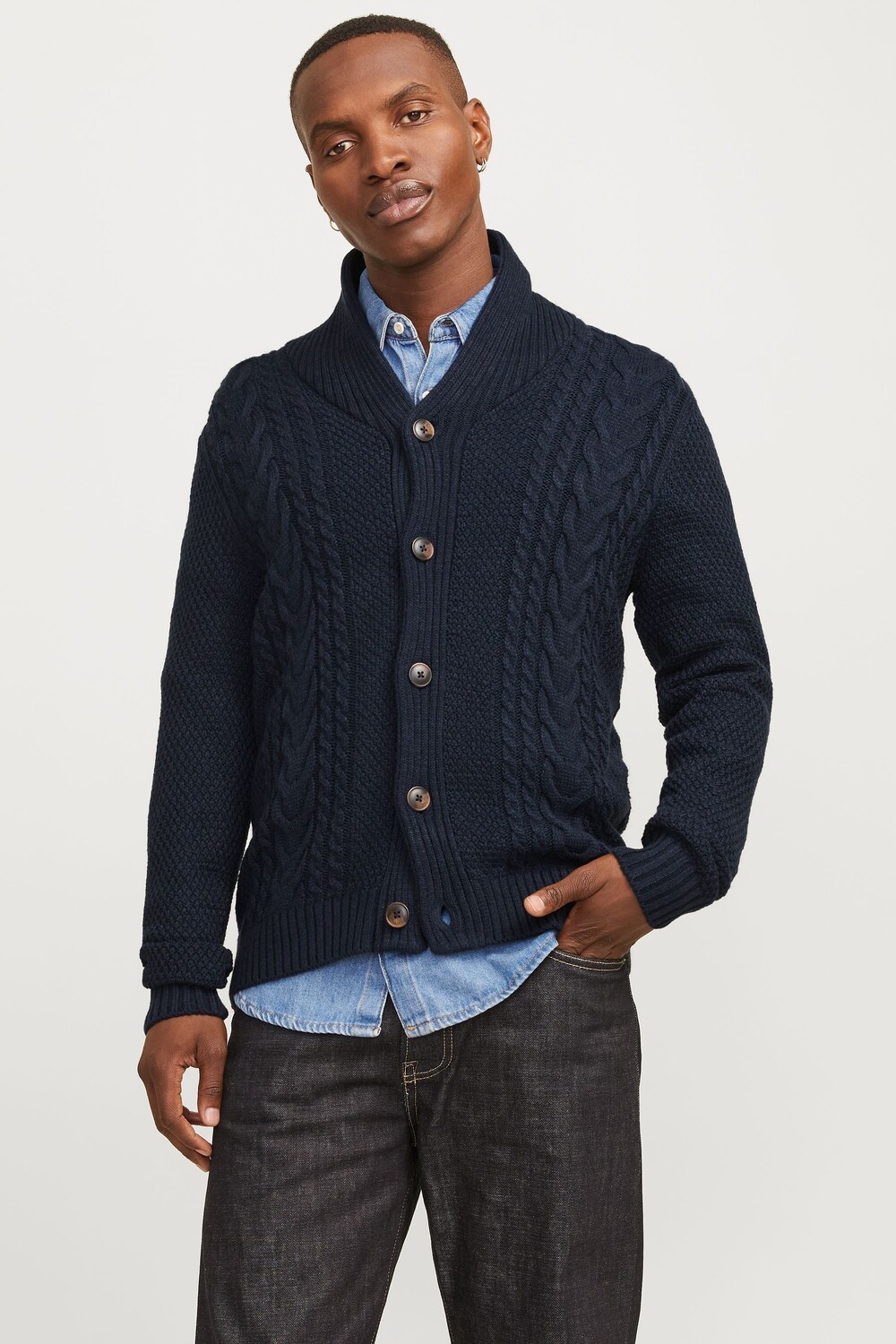 

Кардиган с воротником шалью, связанный косами Jack & Jones, синий