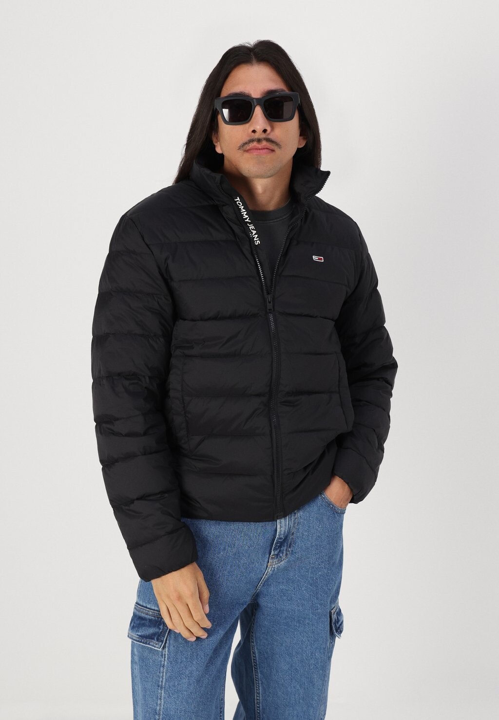 

Пуховик JACKET Tommy Jeans, черный