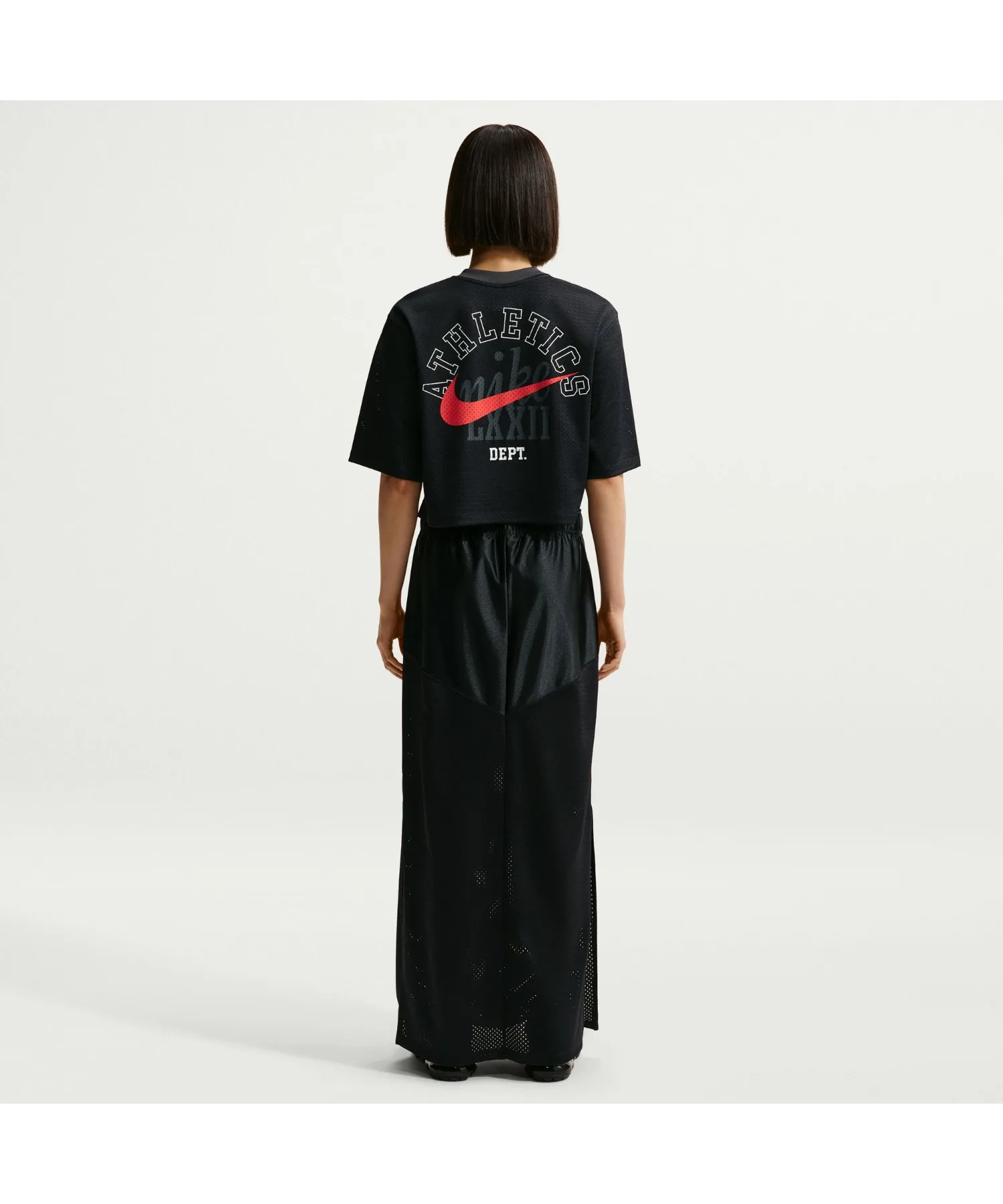 Женский топ из сетчатой ткани WSNSWHRTGFSTVLCROPMSHJ NIKE розовый — фото 2