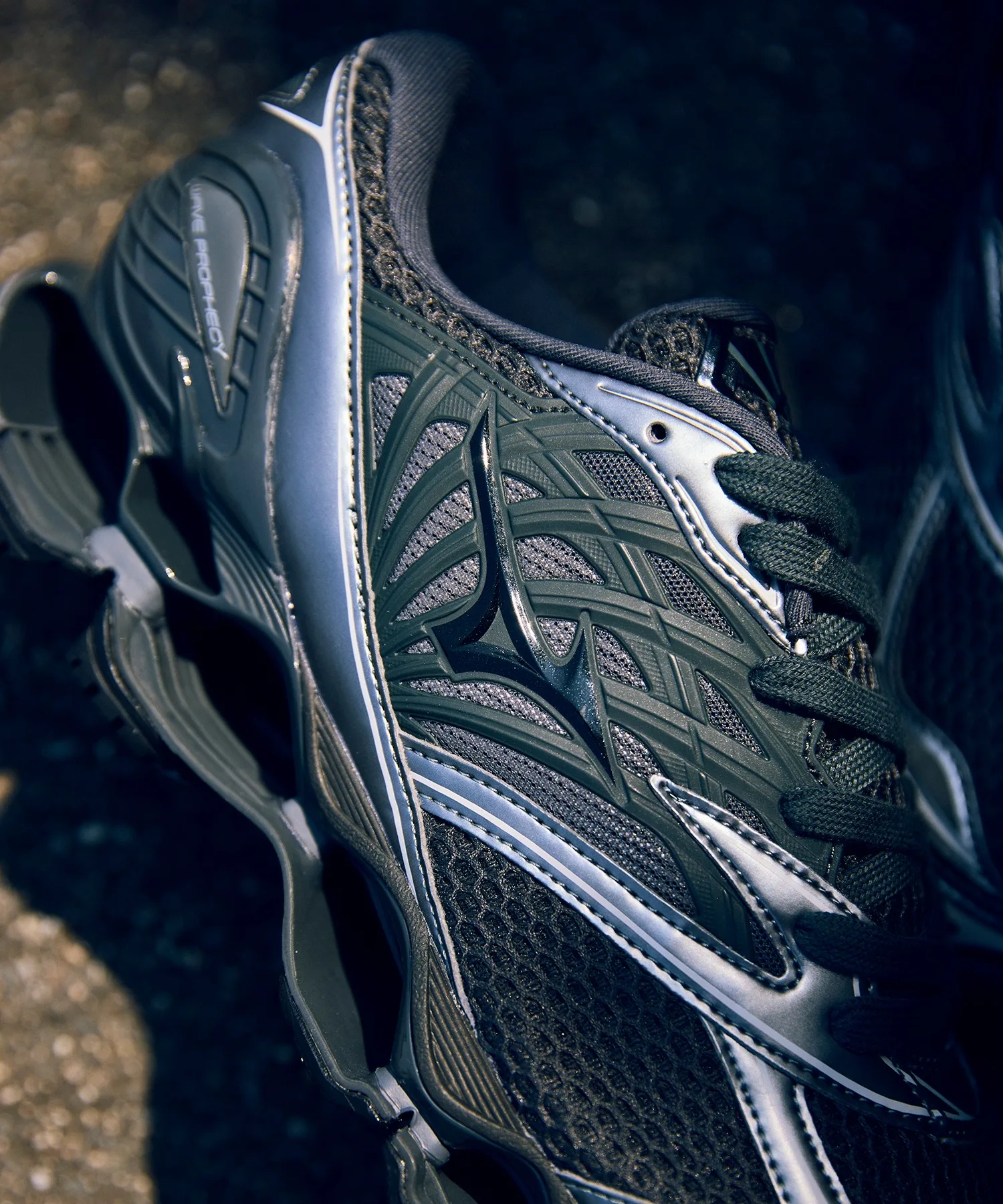 Унисекс кроссовки для бега Mizuno Wave Prophecy LS чёрные — фото 2