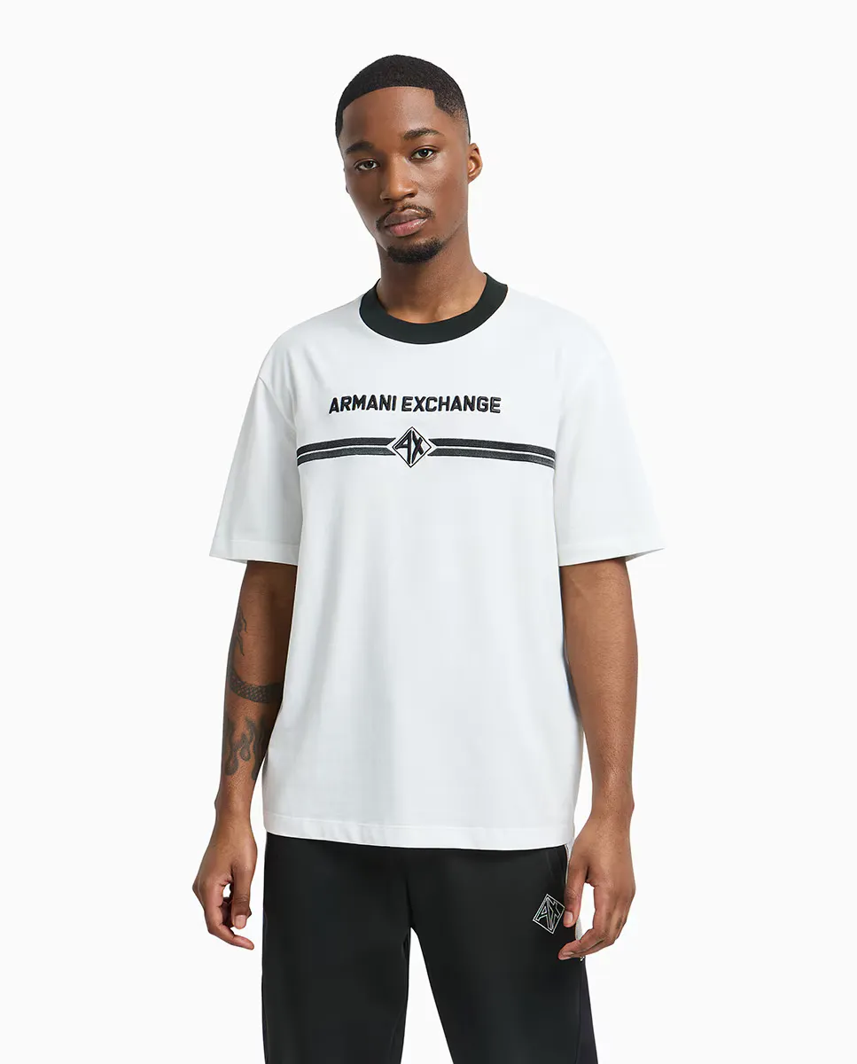 

Мужская футболка с короткими рукавами и логотипом Armani Exchange, цвет Crudo