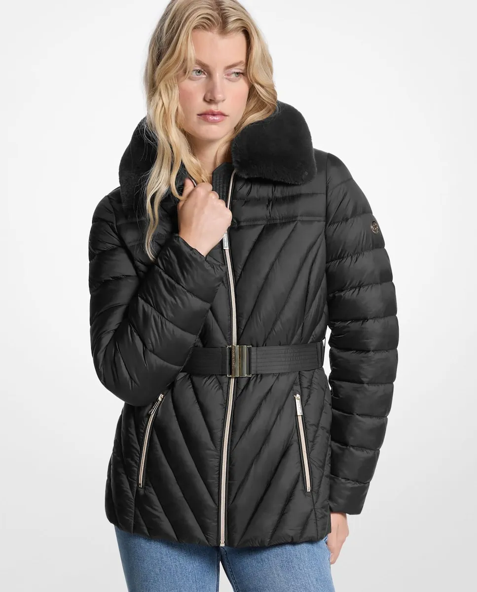 

Женский пуховик с воротником из искусственного меха и поясом Michael Michael Kors, черный