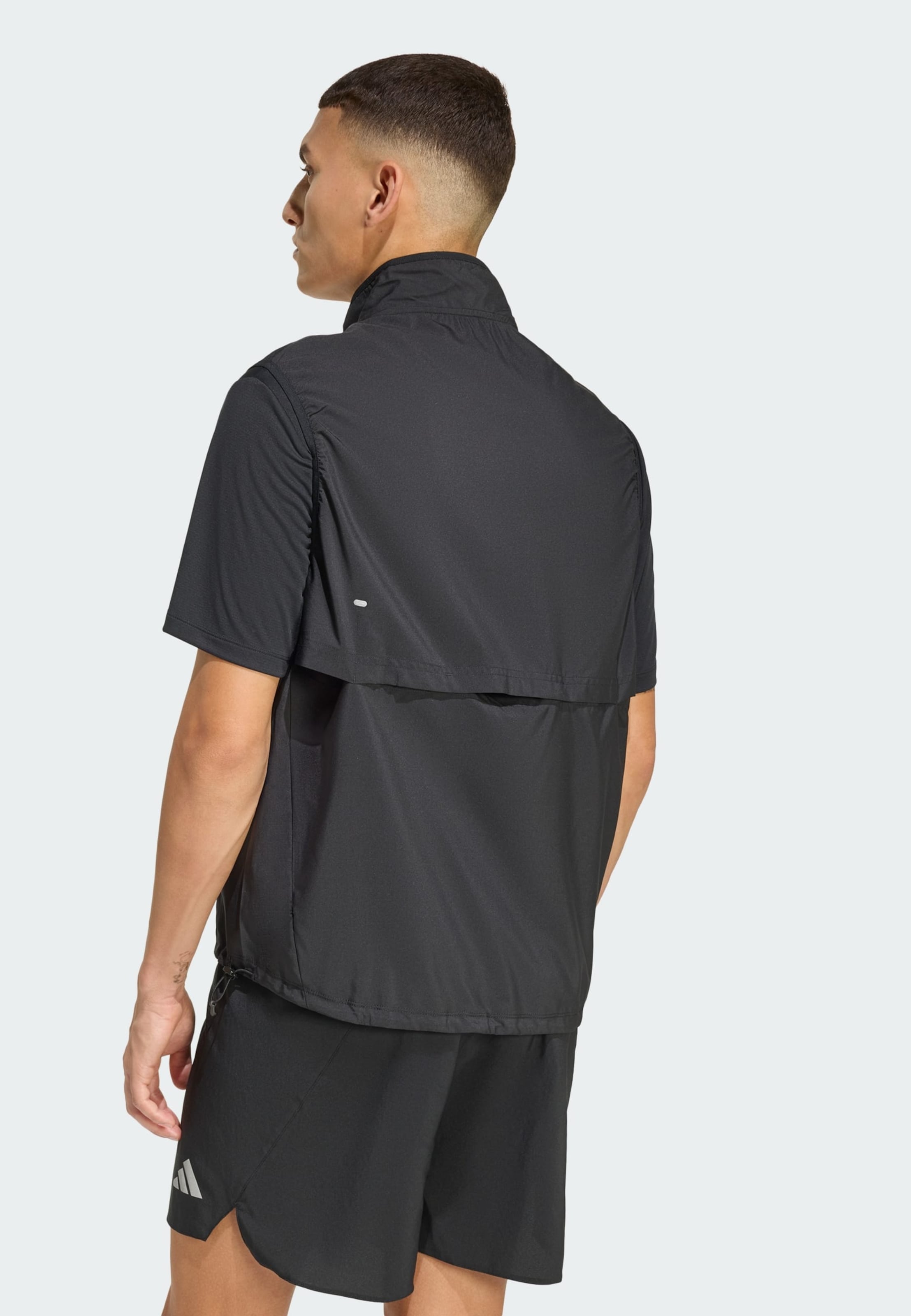 Adidas Performance Спортивный жилет 'Adi365 Running Essentials' в черном цвете — фото 3
