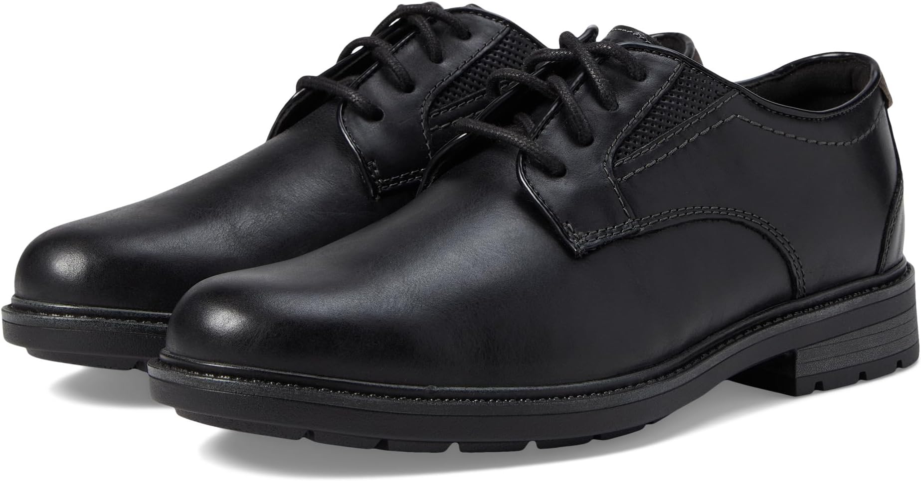 

Оксфорды Clarks Un Shire Low, цвет Black Leather