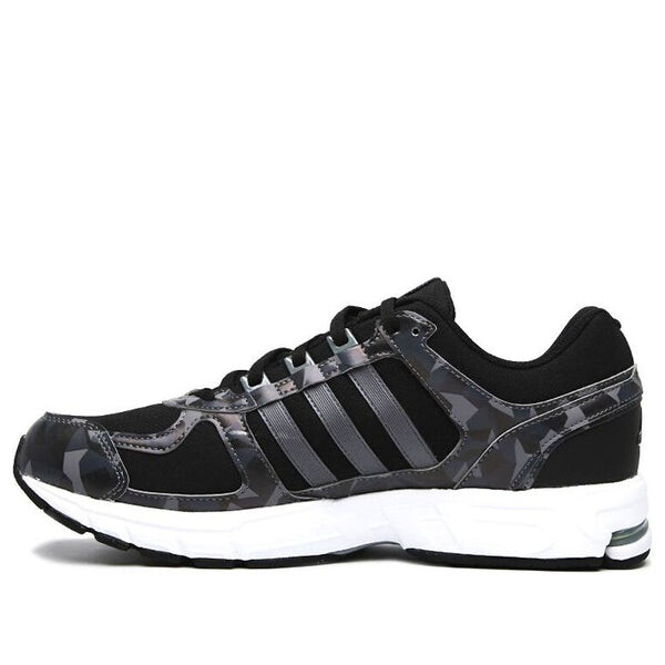 

Кроссовки equipment 10 u Adidas, черный