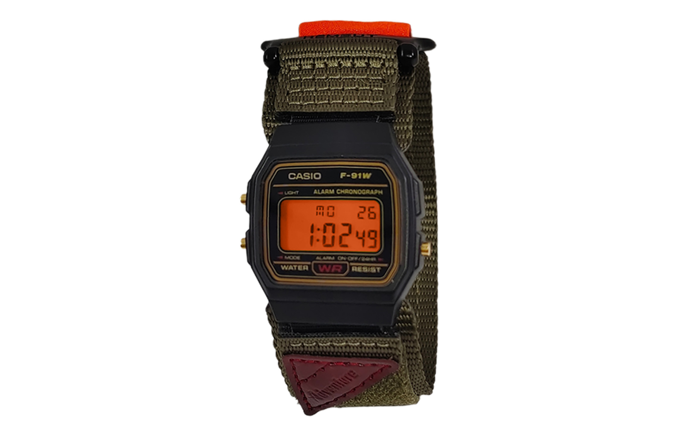 

CASIO Мужские часы Retrofit Series с кварцевым механизмом и нейлоновым ремешком, черный циферблат