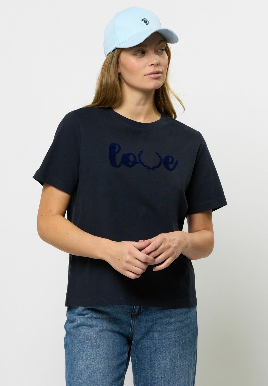 

Футболка U.S. Polo Assn. KAYA, Dark Sapphire/Dark Blue, Синий, Футболка U.S. Polo Assn. KAYA, Dark Sapphire/Dark Blue