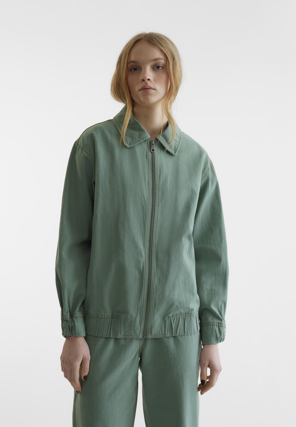 

Куртка-бомбер CAM SHACKET SOMETHINGNEW, цвет watercress