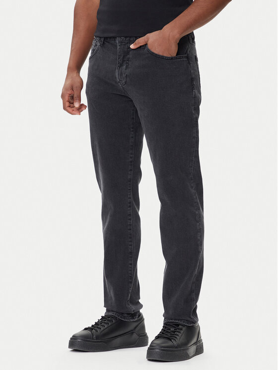 

Джинсы straight fit XM000049 AF14604 M8088 Armani Exchange, серый