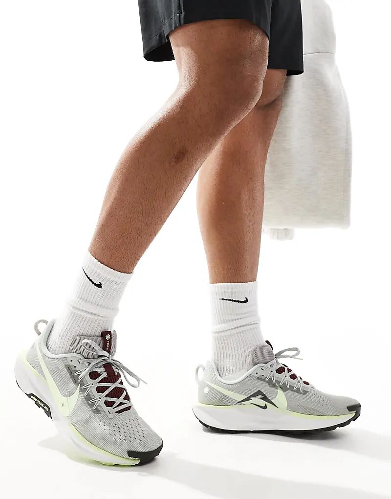 

Кроссовки ReactX Pegasus Trail 5 серого и зеленого цвета Nike Running