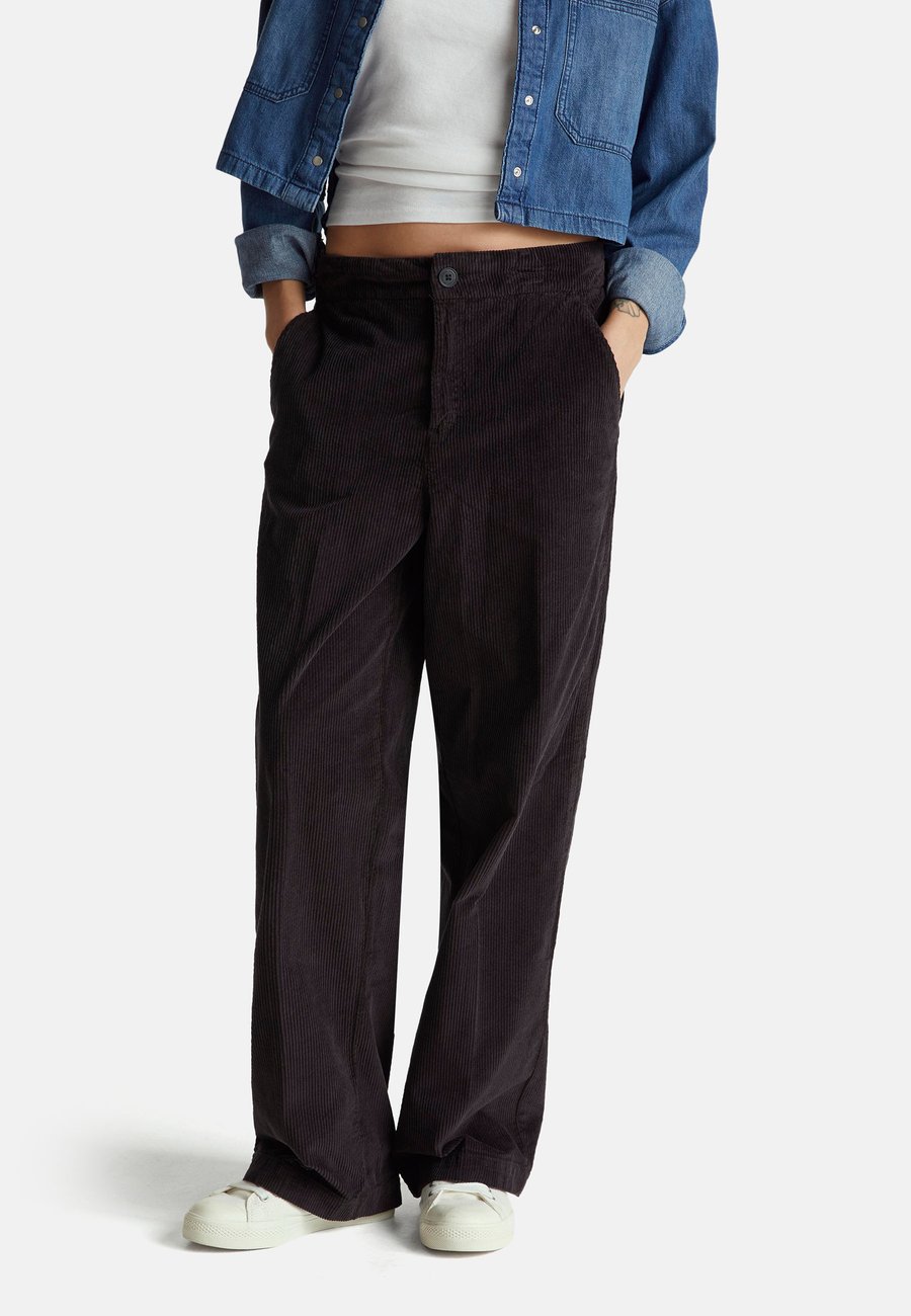 

Брюки United Colors of Benetton WIDE, Black