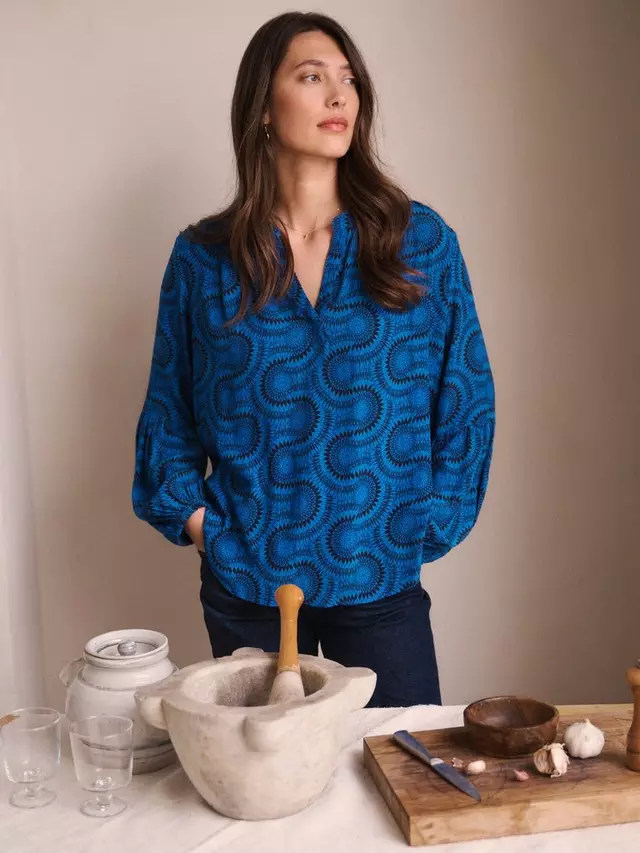 

Топ NRBY Amy Batik Print, цвет blue/black