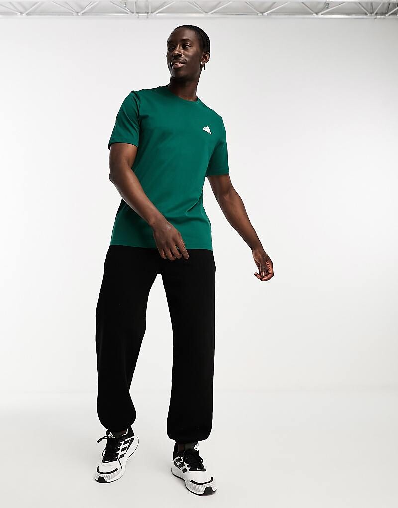 

adidas Sportswear – темно-зеленая футболка