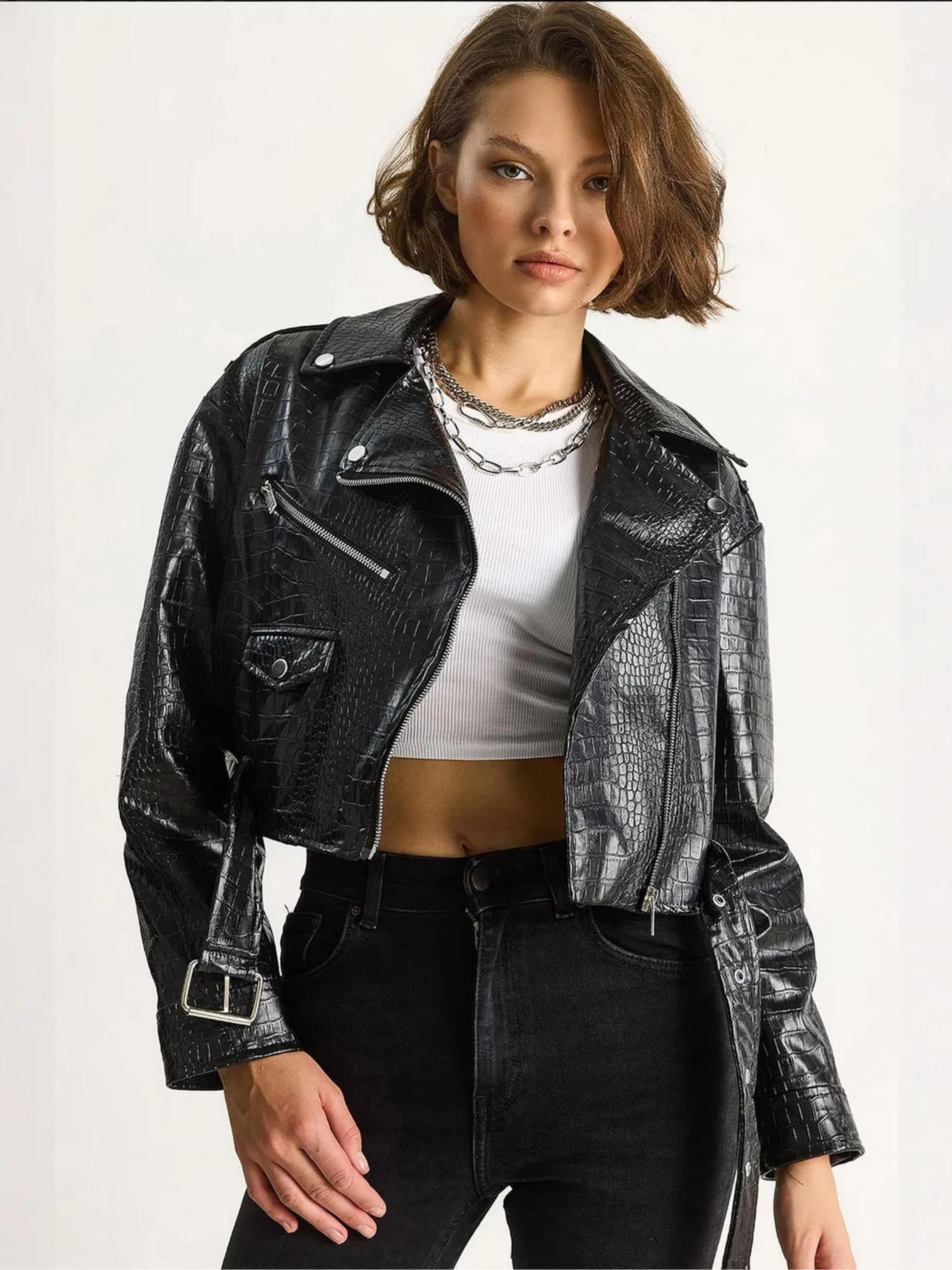 

Bianco Lucci Куртка для межсезонья в черном цвете