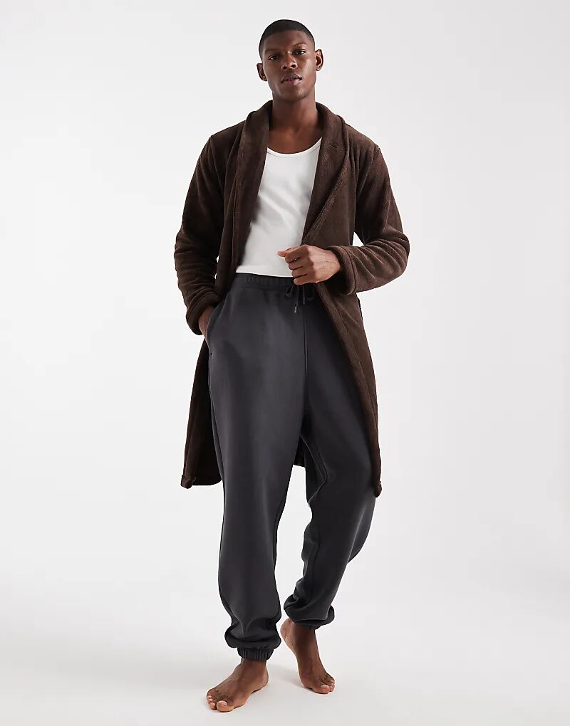 

Пушистый халат Brave Soul коричневого цвета