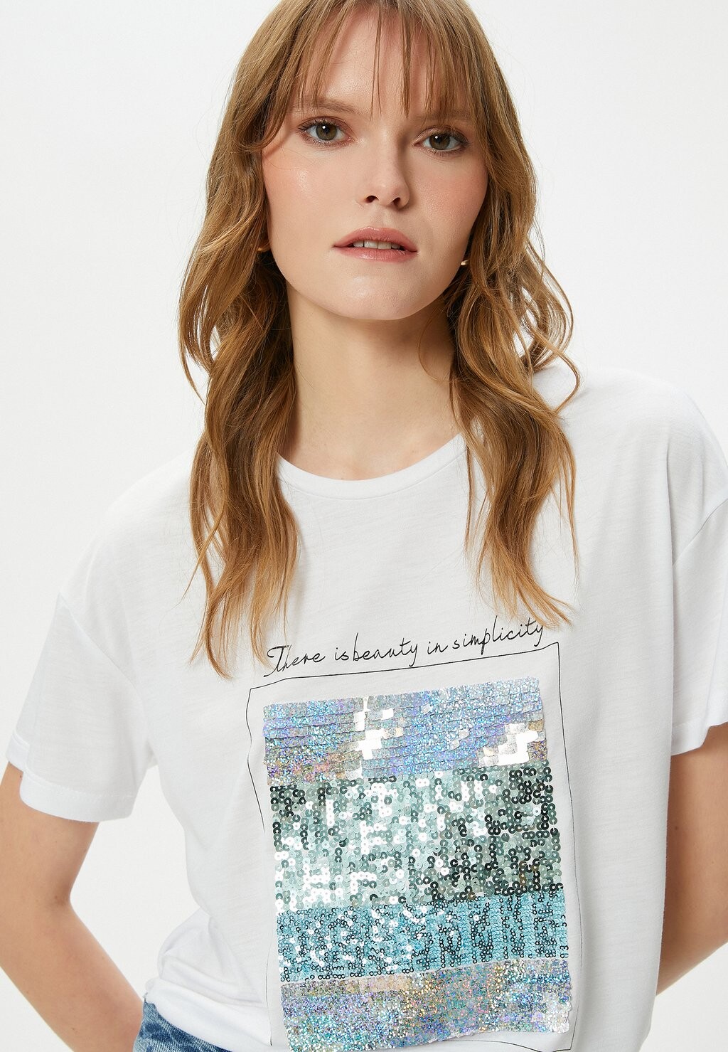 

Футболка с принтом SHORT SLEEVE CREW NECK SEQUINED Koton, кремовый