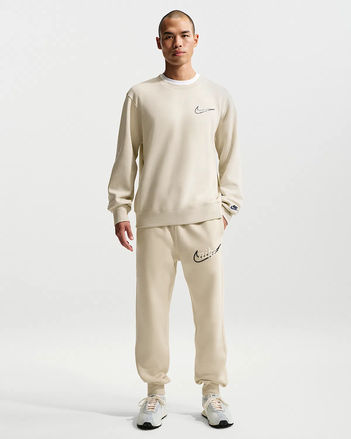 Мужские флисовые джоггеры Nike Sportswear Club, Light Khaki/Light Khaki/Obsidian
