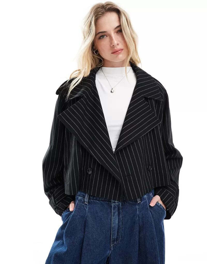 

Черный укороченный тренч в тонкую полоску ASOS