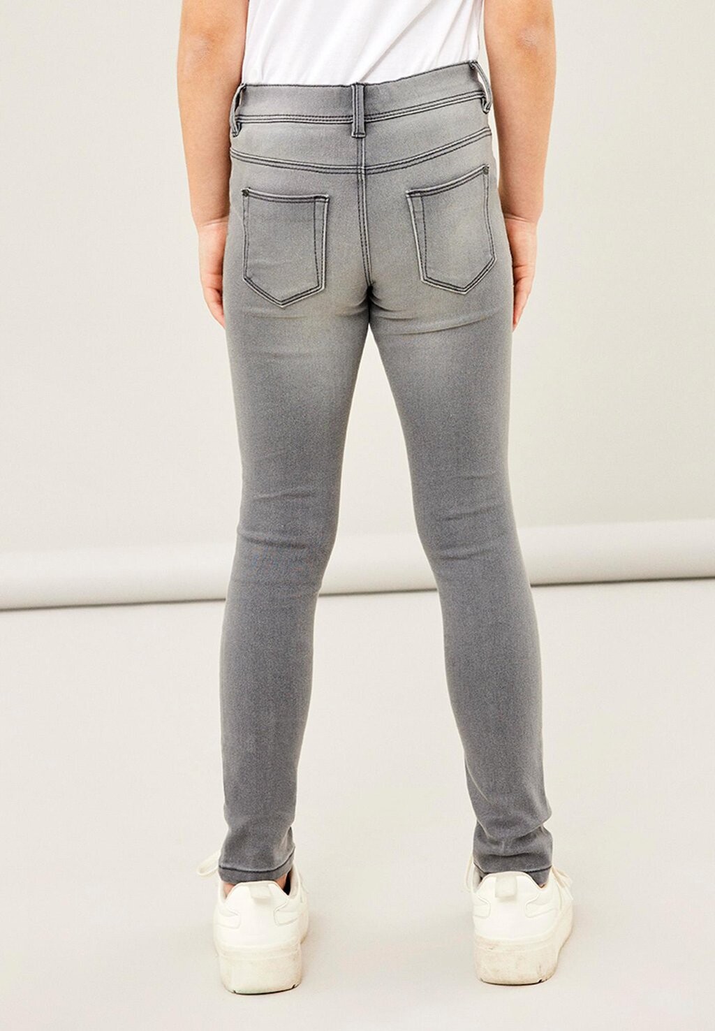 Джинсы Skinny Fit Nkfpolly Pant Name it, цвет light grey denim — фото 2