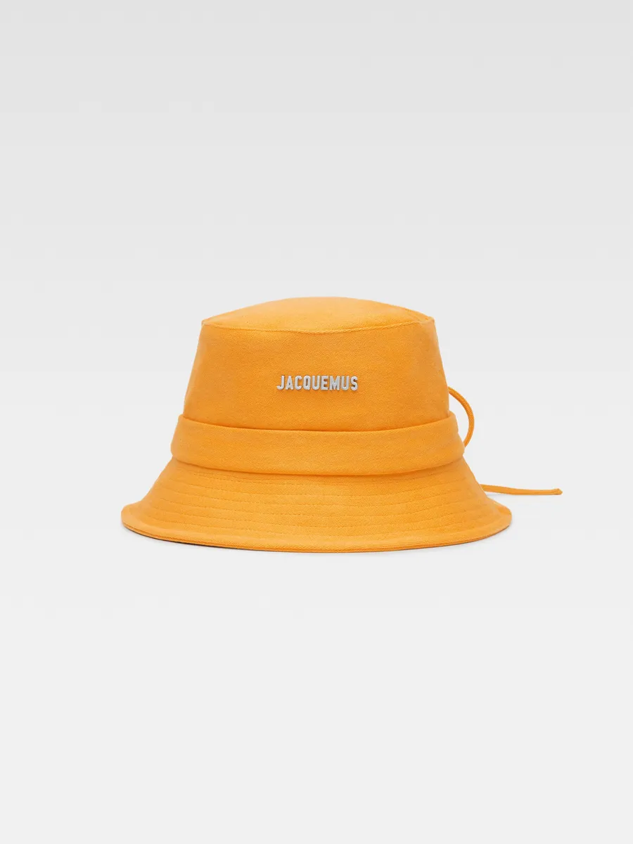 

Завязанная шляпа-ведро Ле Боб Гаджо Jacquemus, темно-оранжевый