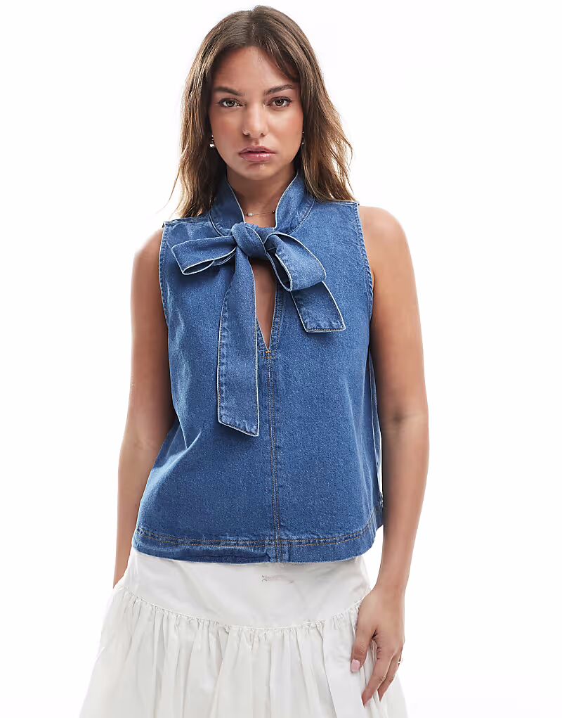 

Джинсовый топ А-силуэта с завязкой на шее Asos Design, синий